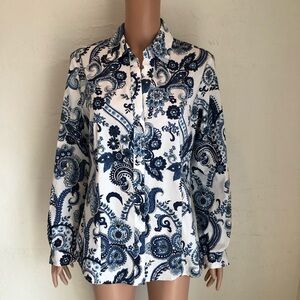 Jones New York White/Blue Floral Paisley￼ Print Button-Up Shirt Women’s Size M